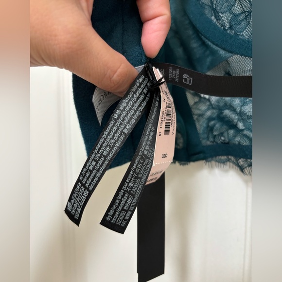 NWT Victoria’s Secret VS Archives Rose Lace Corset Top - Picture 7 of 7